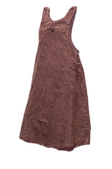 These 100% cotton, stonewashed pinafore dress is a classic design in an everyday styles that work anywhere and is very comfortable and stylish. It features 2 deep pockets and are a regular fit and comfortable to the body. They are very versatile, functional, and comfortable to wear. This lightweight breathable and comfortable pinafore dress with soft fabric can be layered with leggings and long sleeve tops for extra warmth. Available in Green, Orange, Black, Brown